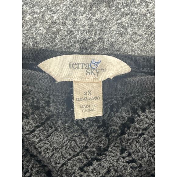 Terra & Sky Black Lace Crochet Yoke Short Sleeve Top Blouse Women's Size 2X - Picture 6 of 7